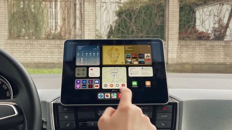 Apple CarPlay
